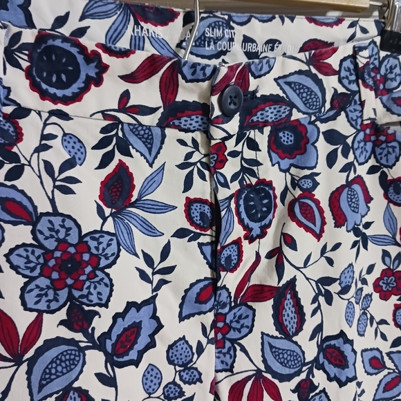 Khakis by GAP slim city floral pants - Picture 3 of 9